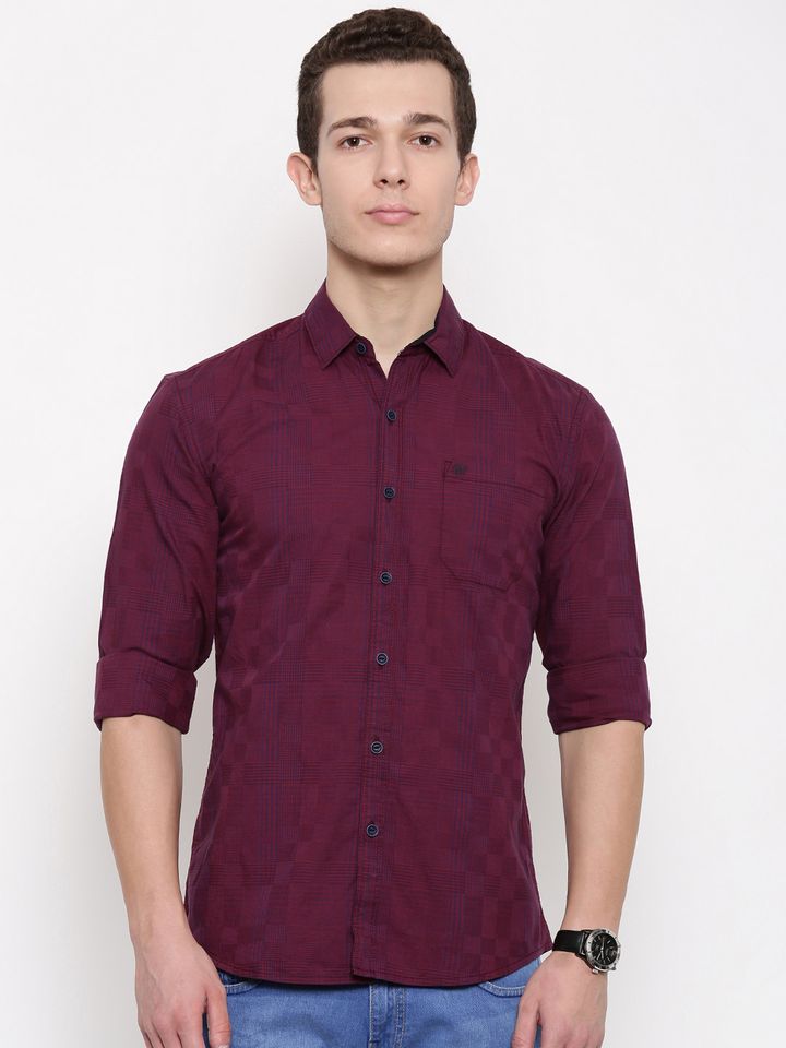 Buy Wrangler Men Maroon \u0026 Navy Slim Fit 