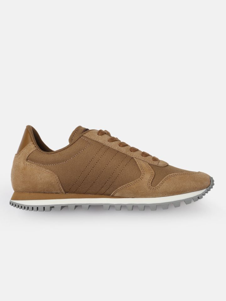 Tommy Hilfiger Men Brown Solid Sneakers