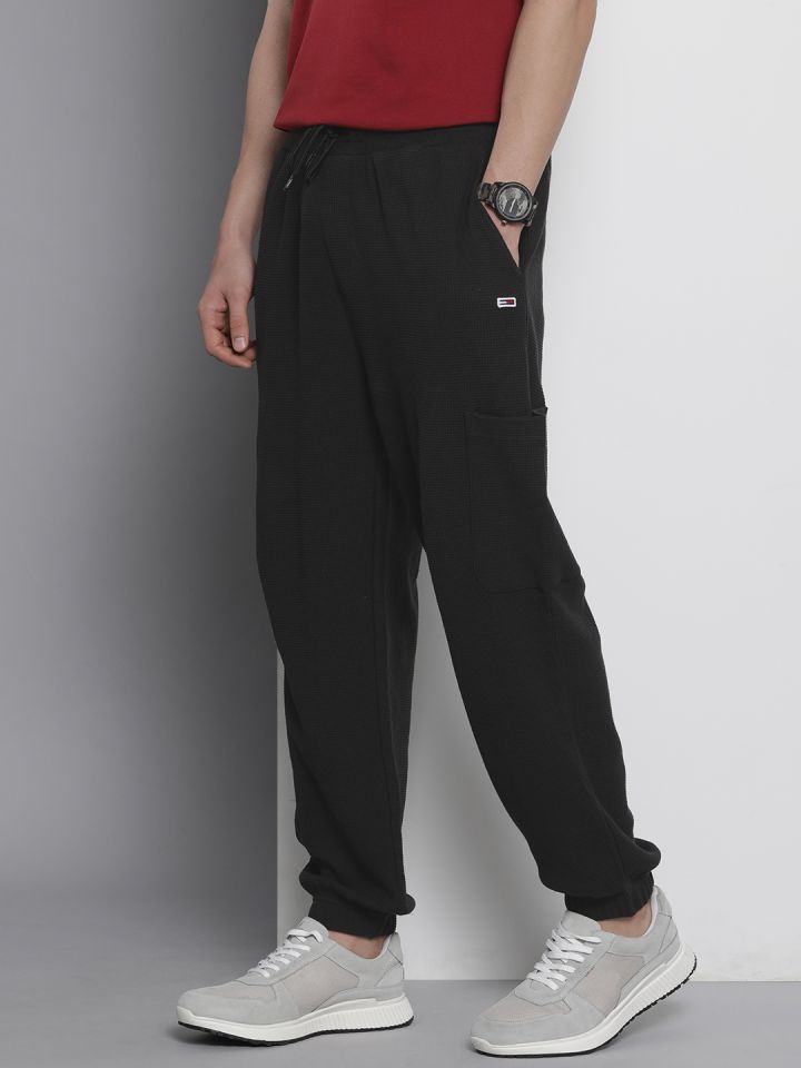 Mens black tommy hilfiger discount joggers