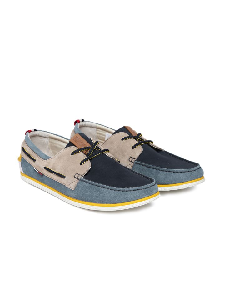 tommy hilfiger boat shoes blue