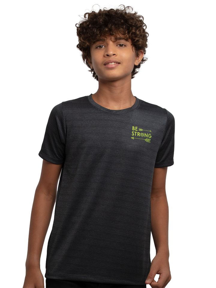 Only black t shirt outlet