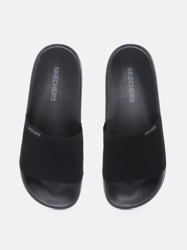 Black skechers flip flops store