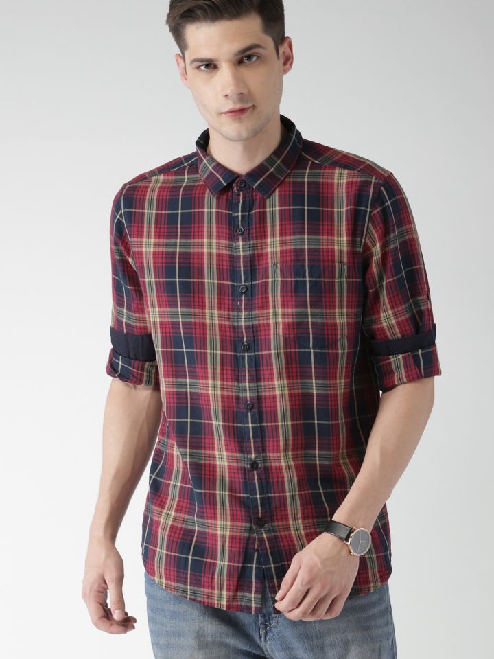 Buy HIGHLANDER Men Navy Blue Red Slim Fit Checked Casual Shirt