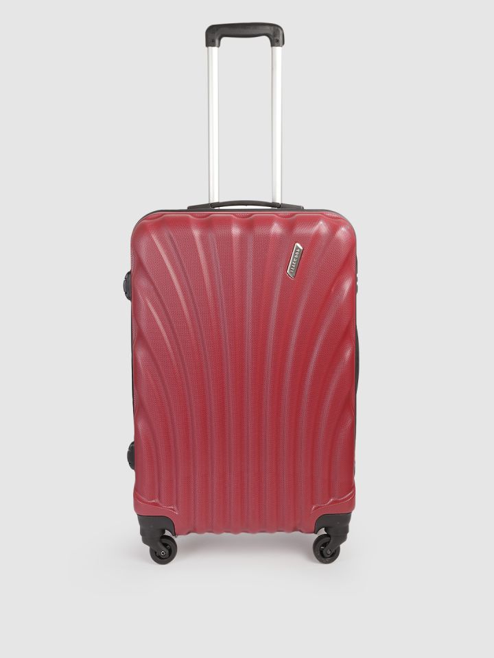Safari trolley hotsell bags myntra