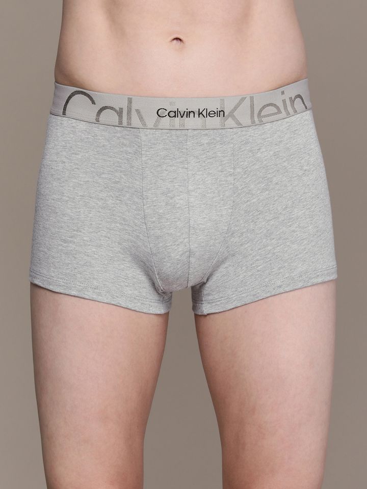 Calvin Klein Underwear Men Grey Solid Trunks NB3299P7A