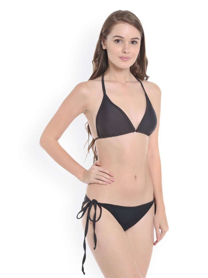 nidhi munim swimwear