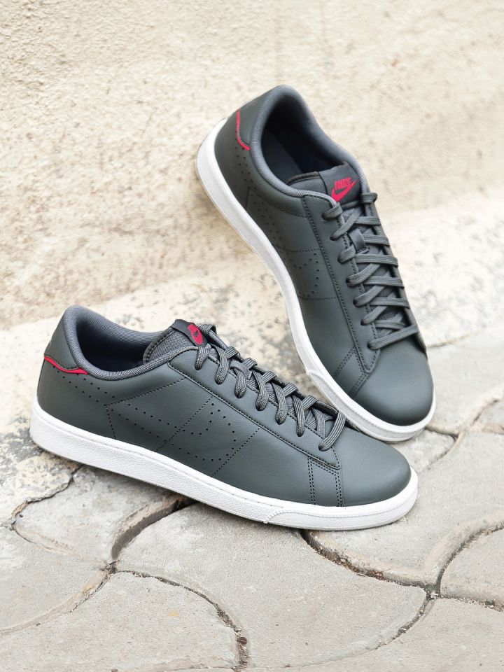 Buy Nike Men Grey Leather TENNIS CLASSIC CS Shoes - Sports for | Myntra