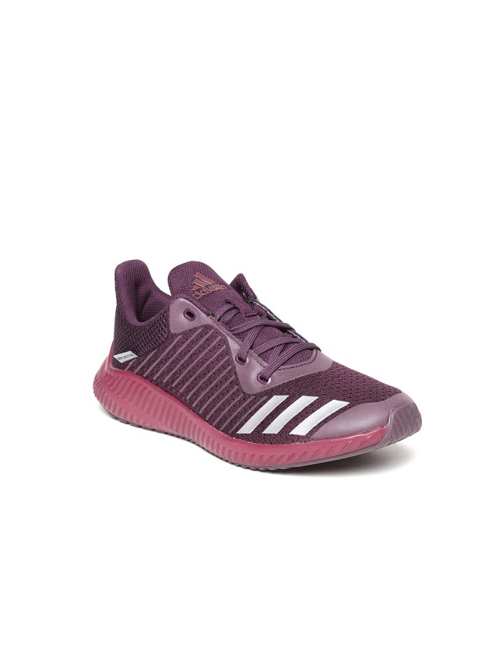 burgundy tennis shoes