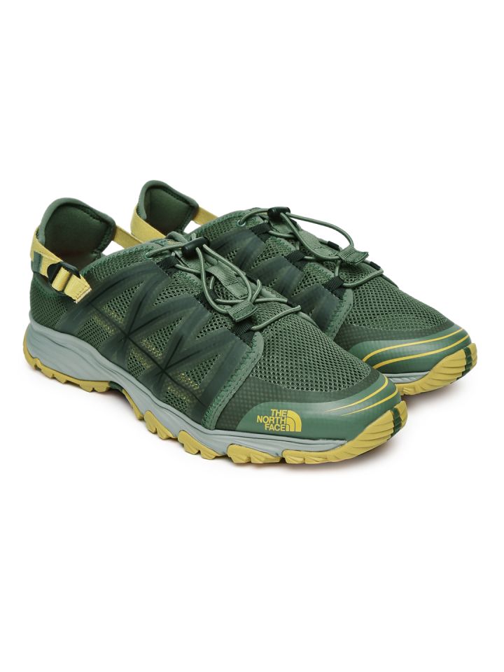 trekking shoes myntra