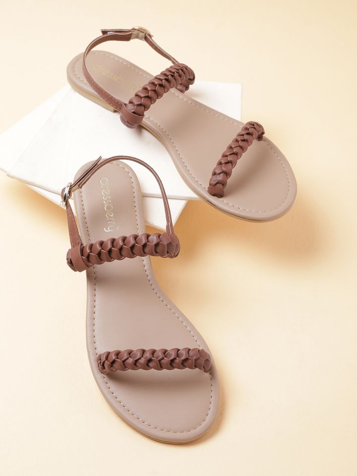 Dressberry flats shop