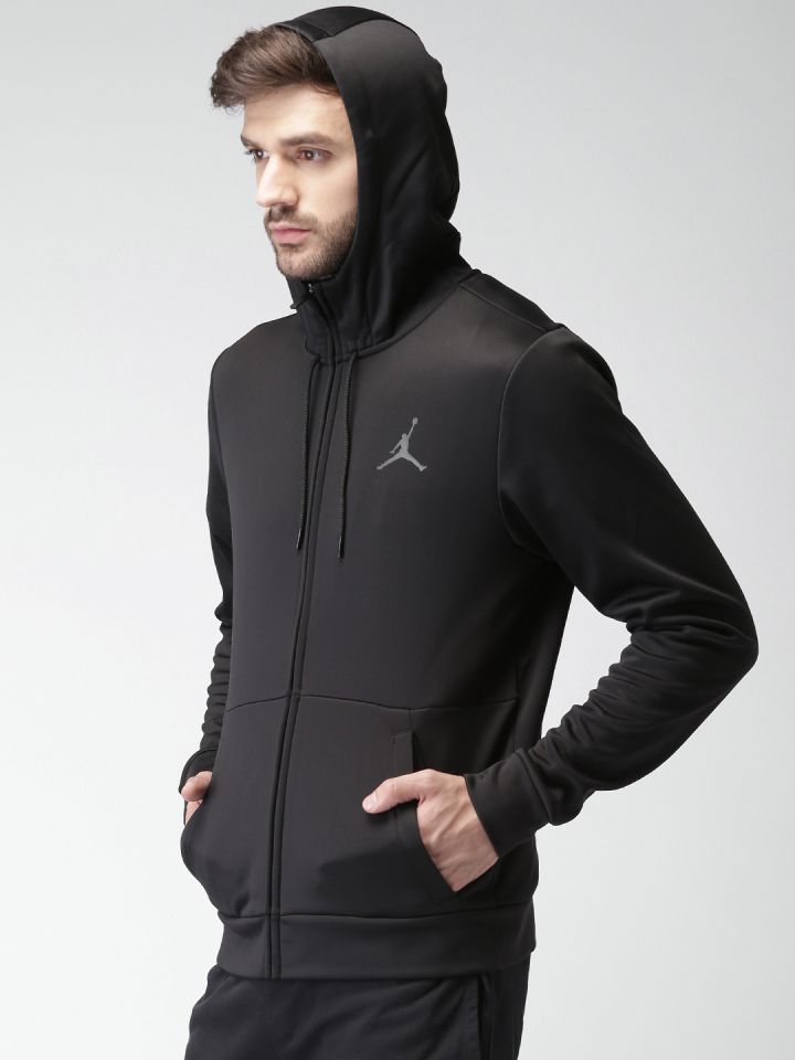 Susteen prioridad insalubre Buy Nike Jordan Men Black Solid Hooded 23 ALPHA THERMA FZ Sweatshirt -  Sweatshirts for Men 2042131 | Myntra