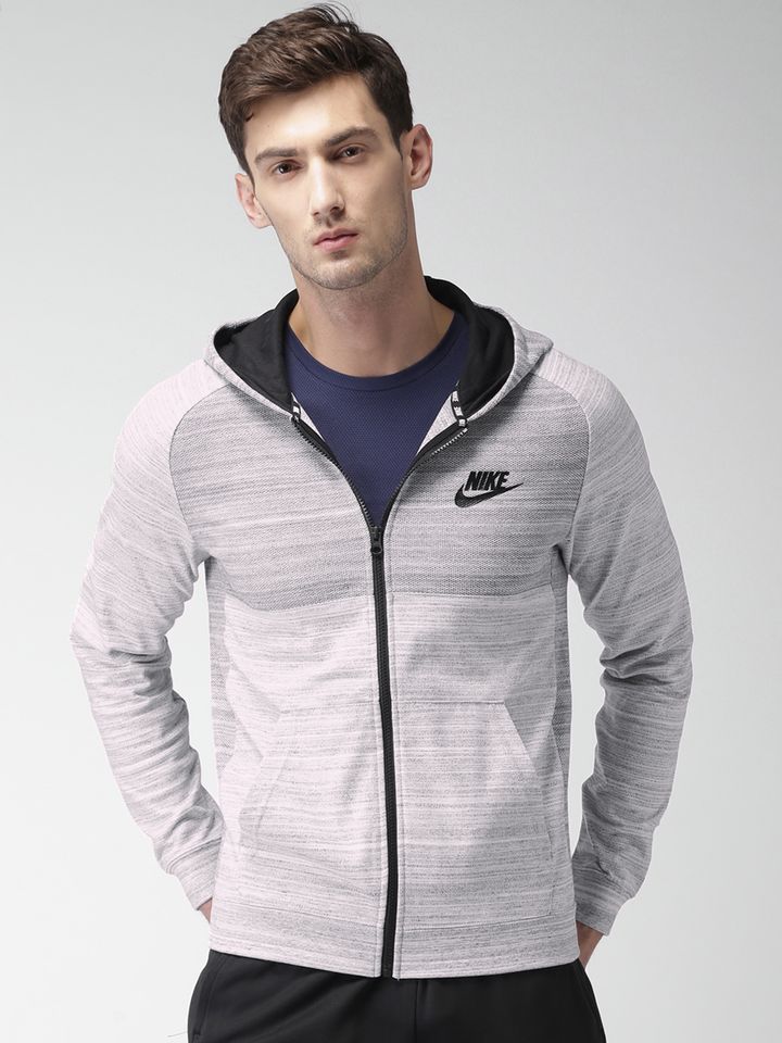 nike sweatshirts myntra