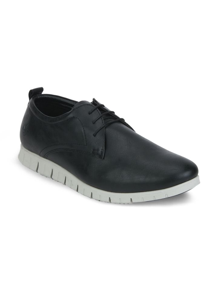 red tape white casual shoes