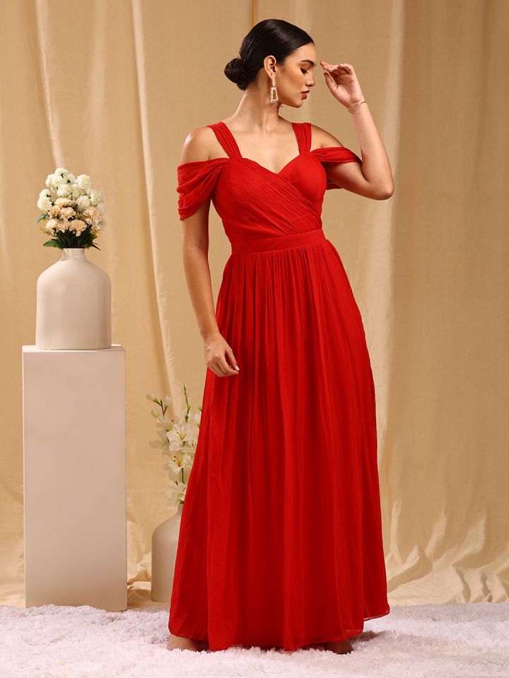 Red cold shoulder best sale maxi dress