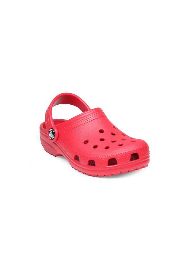 crocs red clogs
