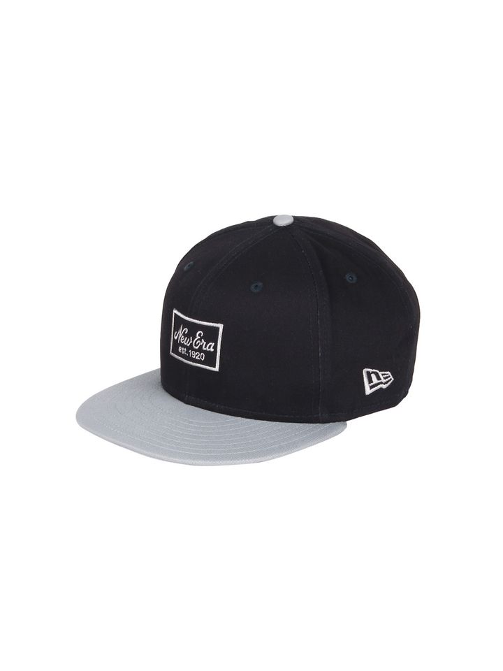 Snapback caps myntra clearance