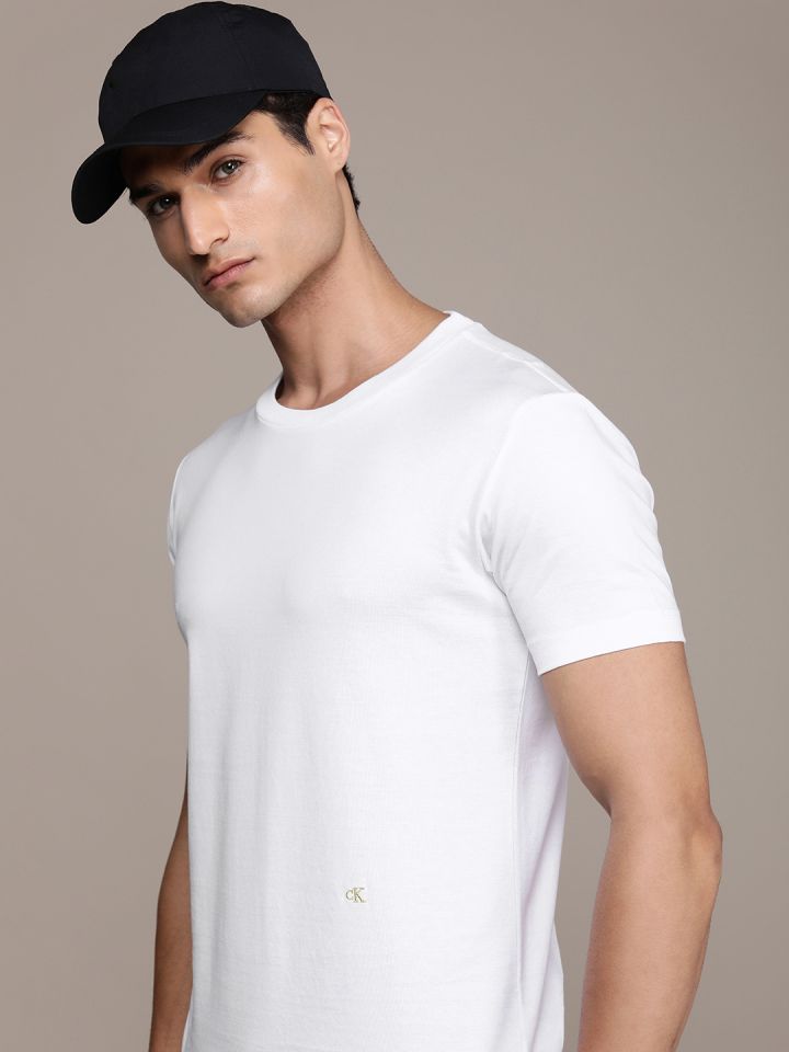 Buy Calvin Klein Jeans Men Pure Cotton Solid Round Neck Slim Fit T