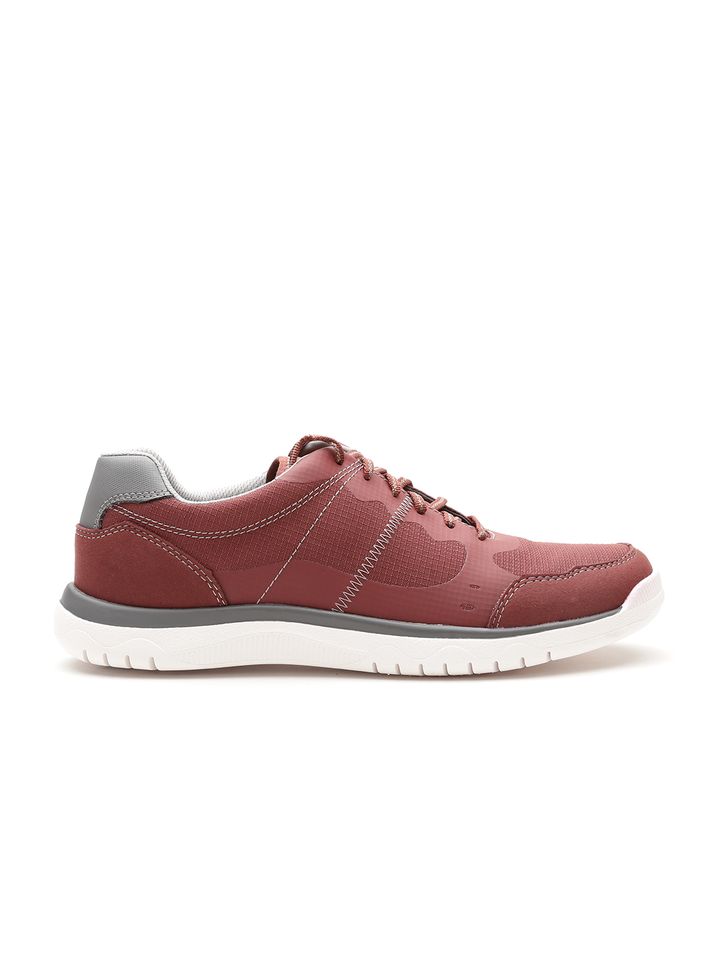 clarks sneakers mens red