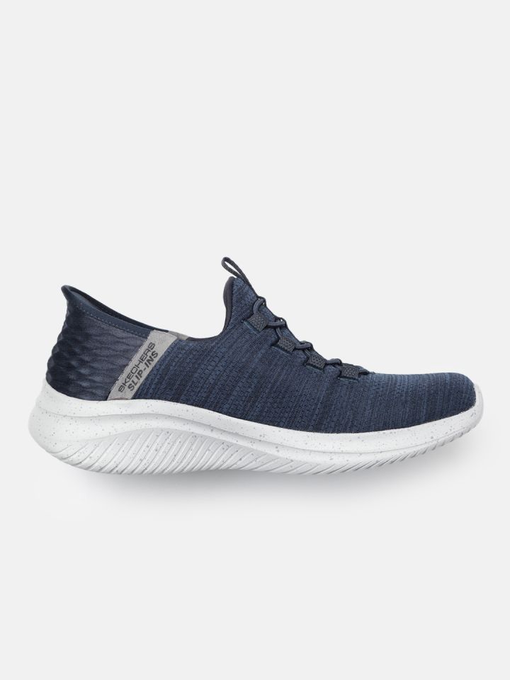 Myntra skechers outlet