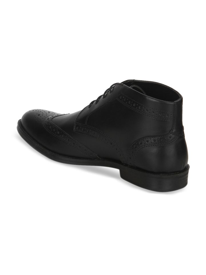 Red tape hotsell black brogue shoes