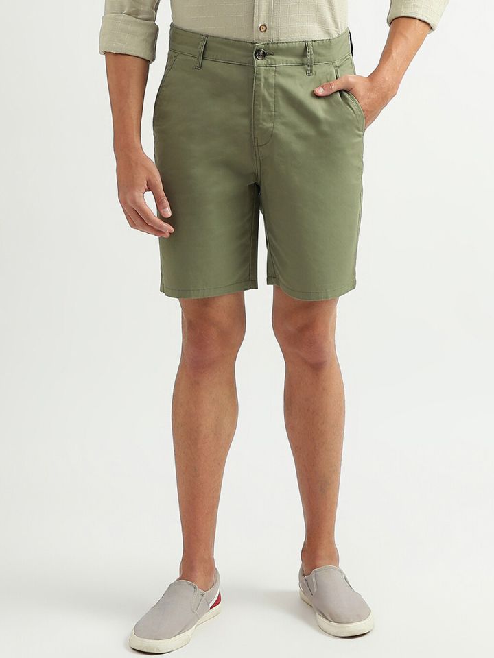 Benetton bermudas store
