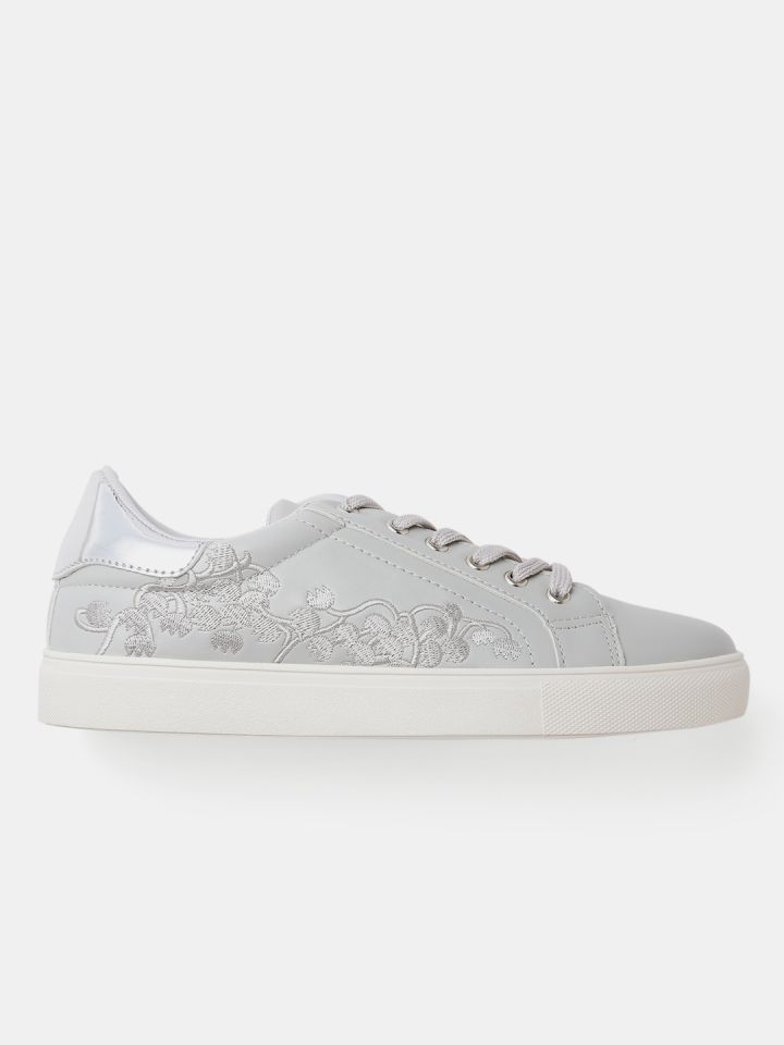 Dressberry shoes clearance myntra