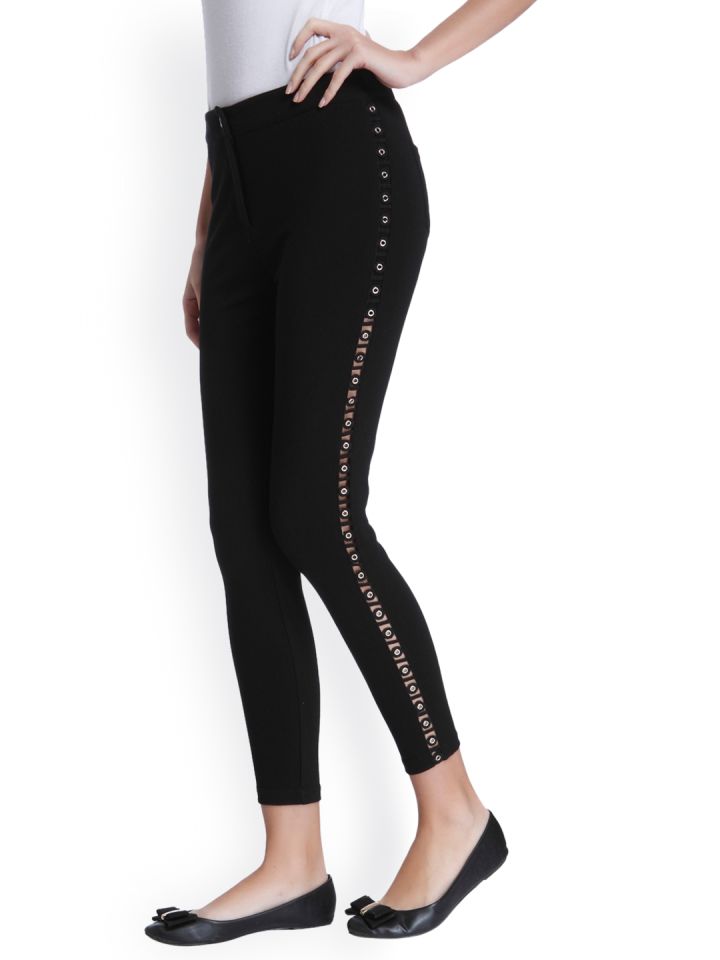 Buy Women Black Regular Fit Solid Casual Trousers Online - 783666