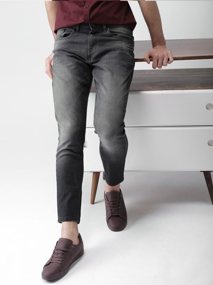 Buy HIGHLANDER Men Grey Tapered Fit Mid Rise Clean Look