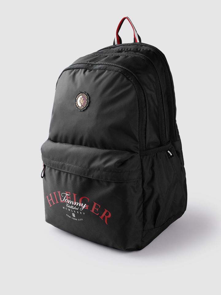 Tommy hilfiger backpack myntra on sale