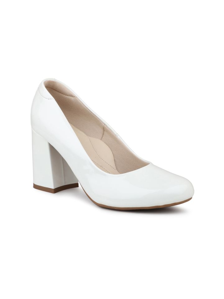 Round toe online chunky heel