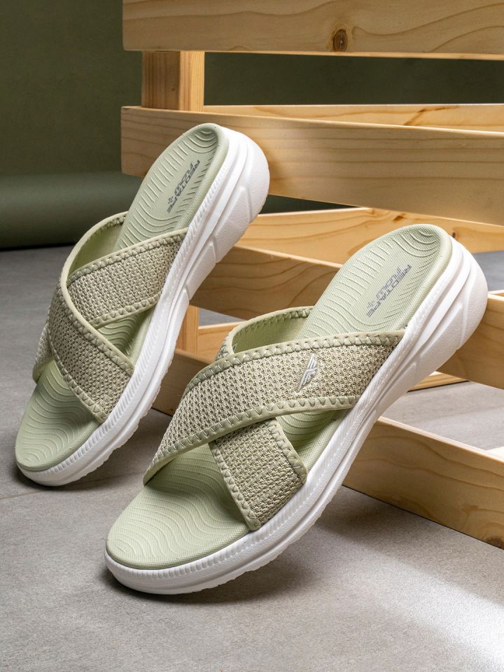 Red tape shop sandals myntra