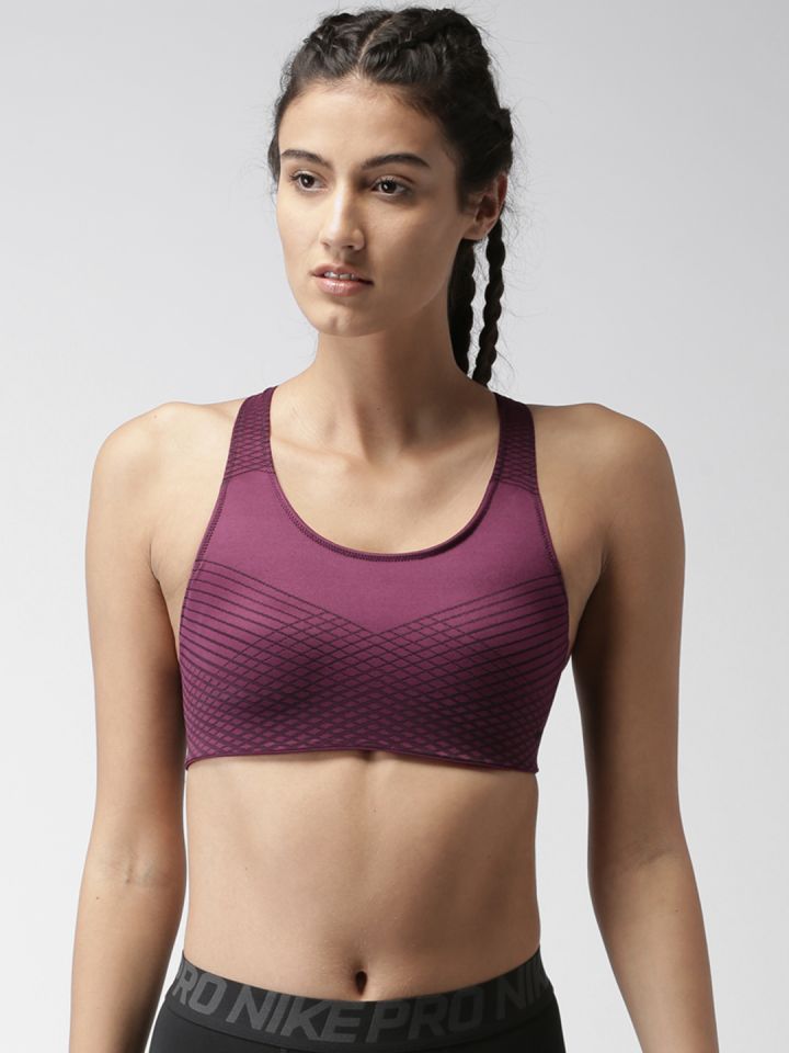 nike sports bra myntra