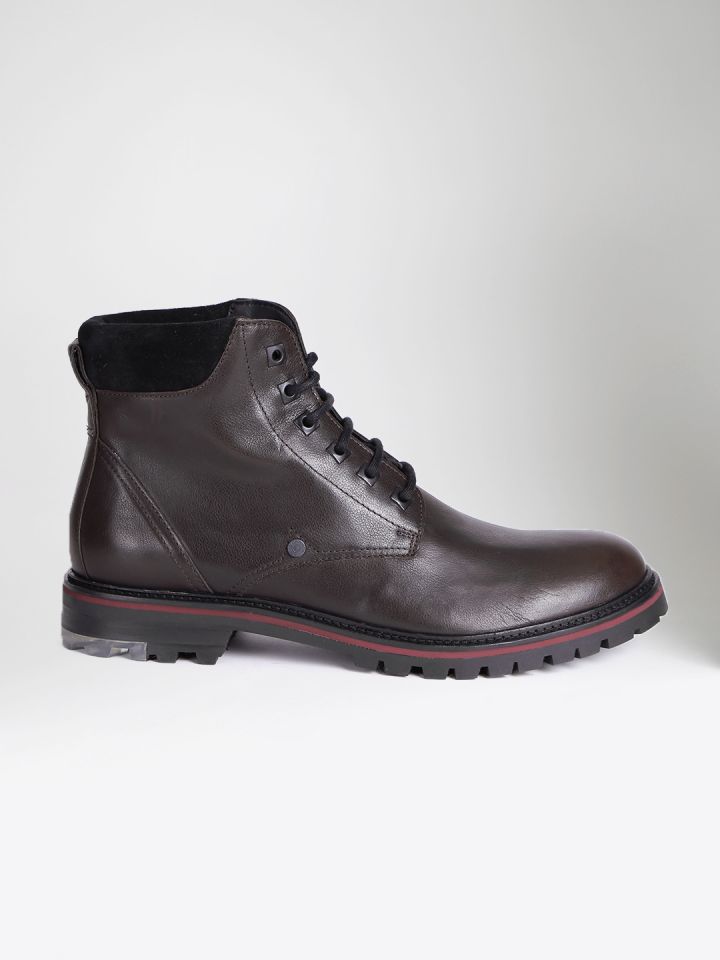 Boots boss orange sales