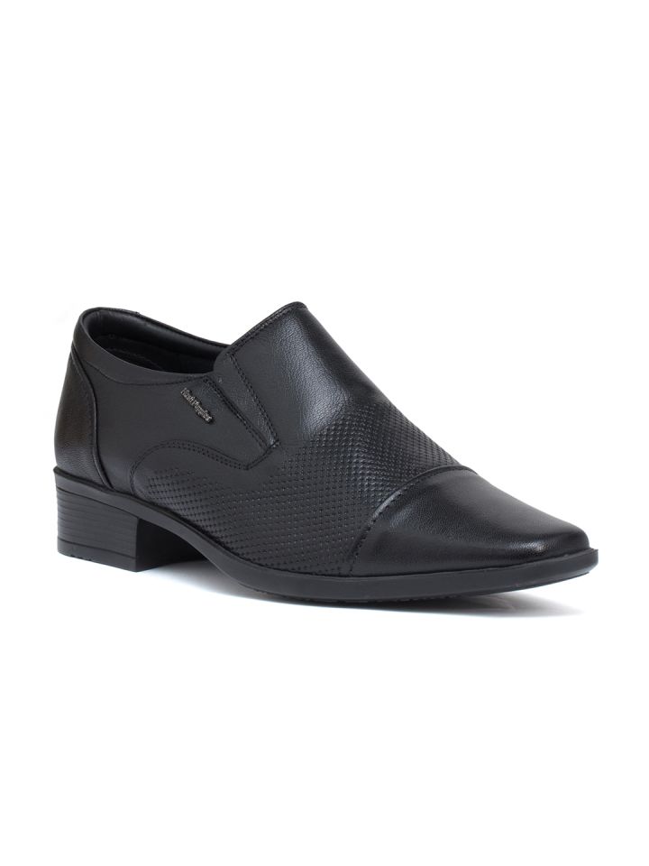 Hush puppies best sale formal shoes myntra