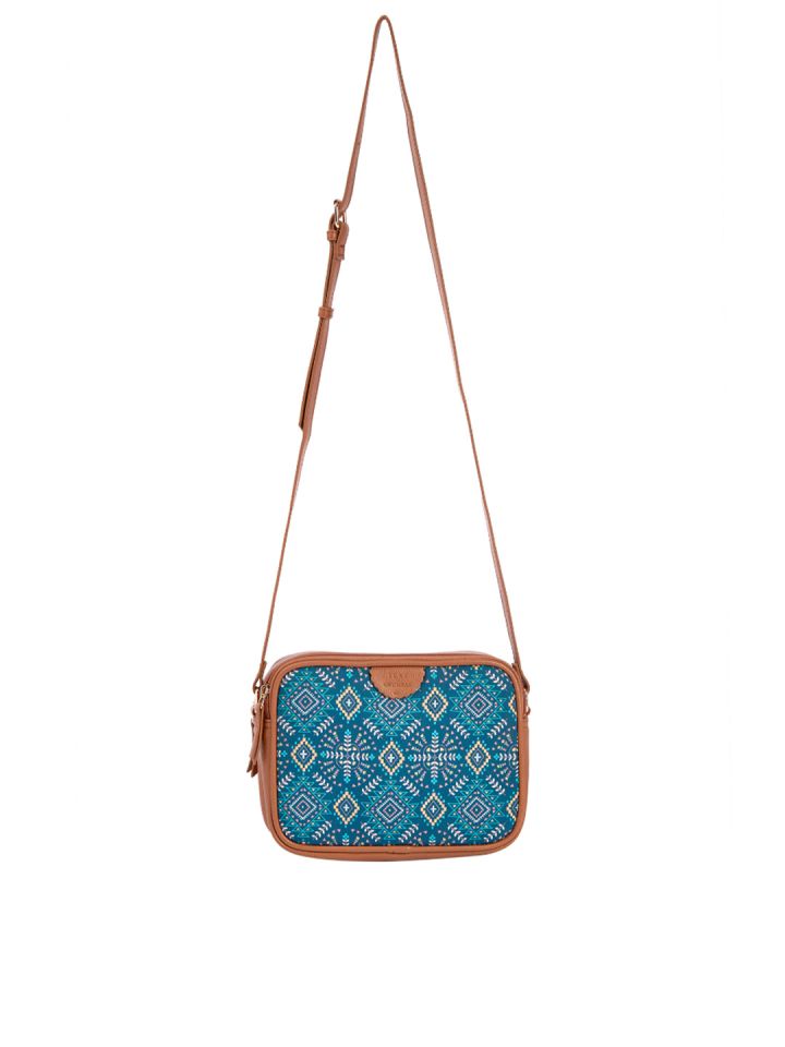 Chumbak top sling bags
