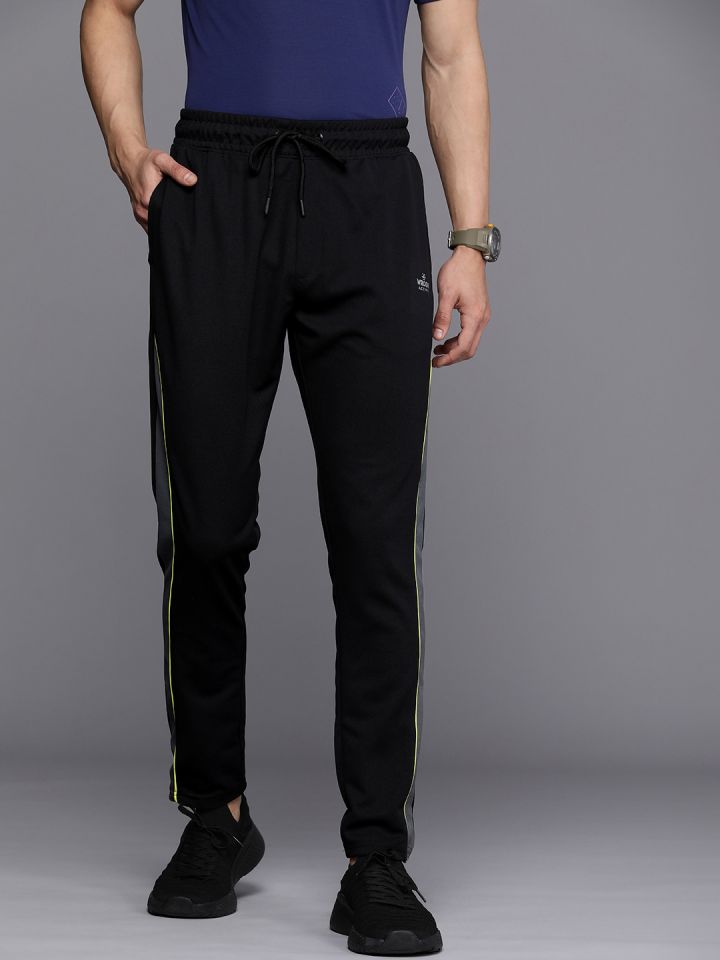 Buy WROGN ACTIVE Men Dry Pro Colourblocked Mid Rise Knitted Sports