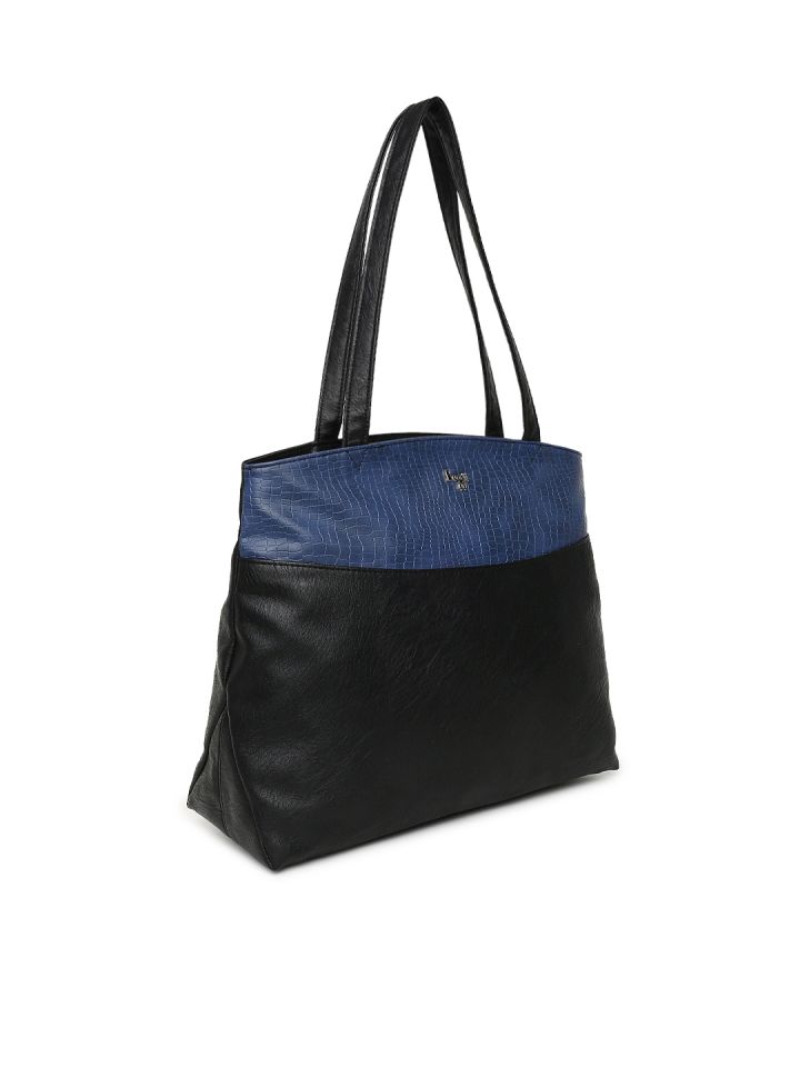 Baggit black shoulder 2025 bag