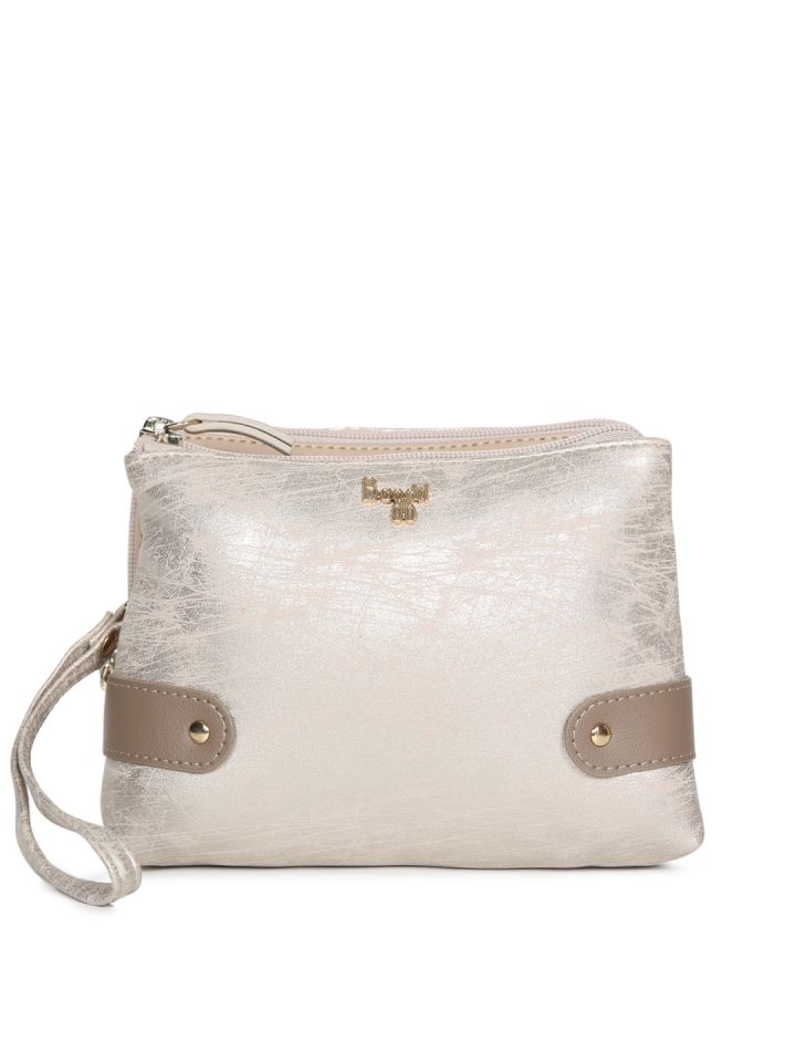 Baggit clutches deals myntra