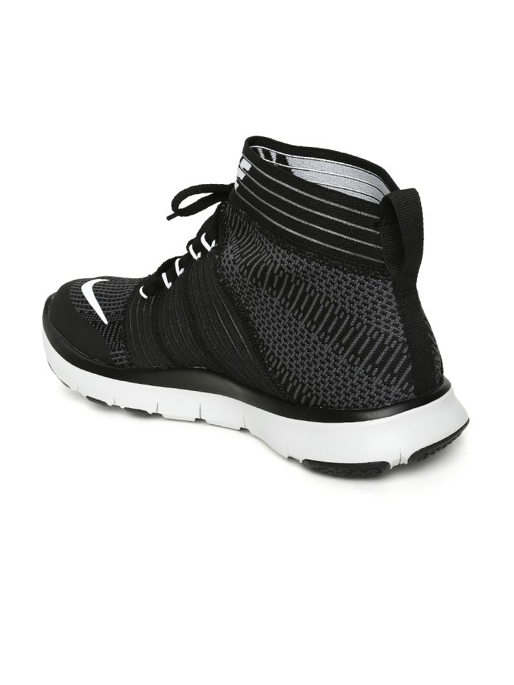 Nike free virtue top