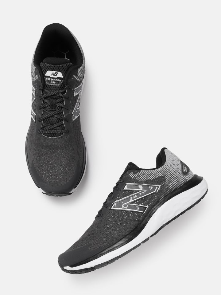 Mens black new balance running clearance shoes