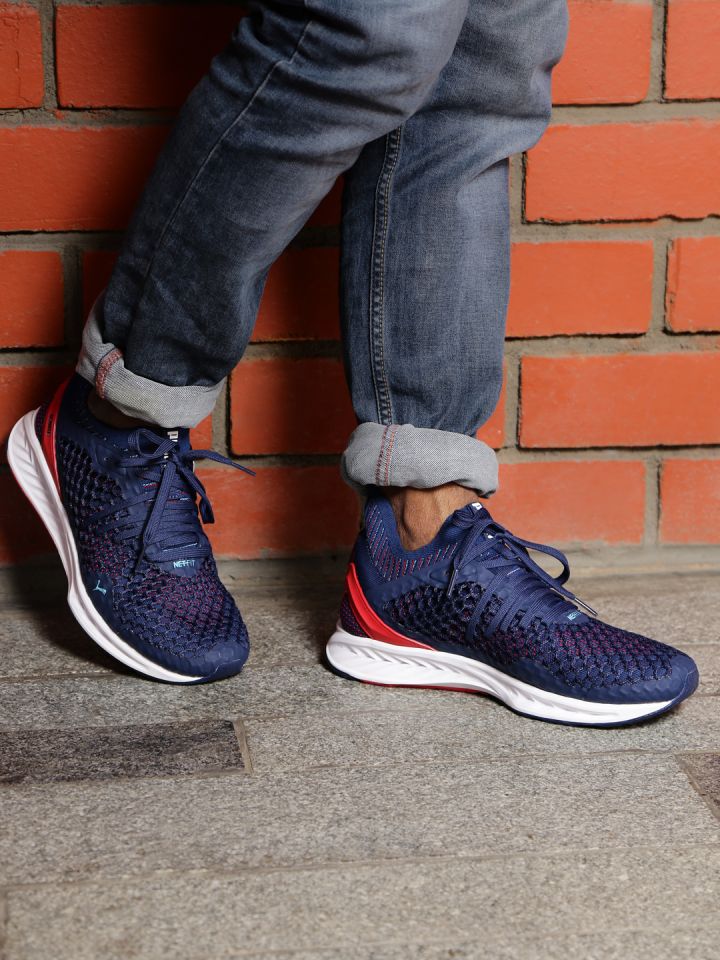 mens blue running shoes