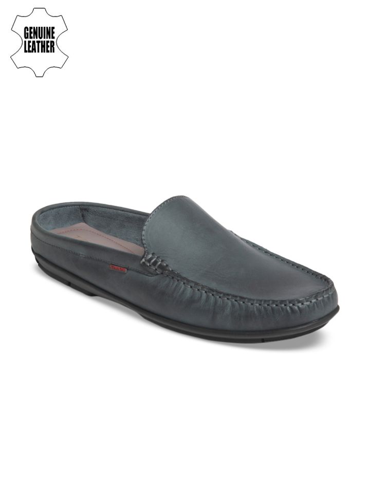 men grey clogs