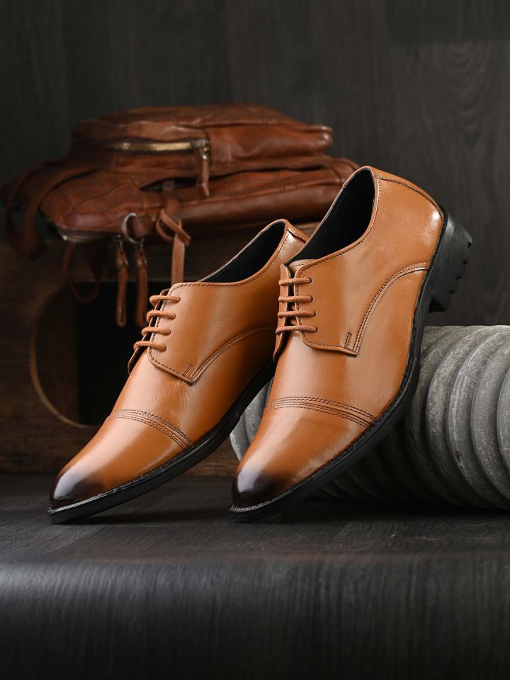 Buy Eego Italy Men Textured Genuine Leather Padded Formal Derbys