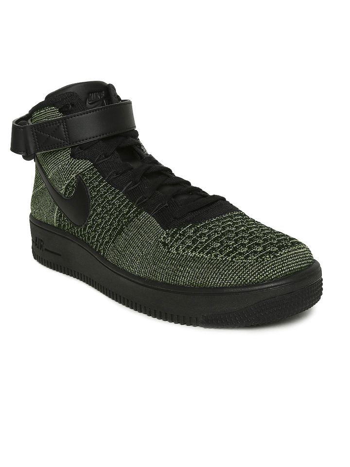 Nike hot sale flyknit mid