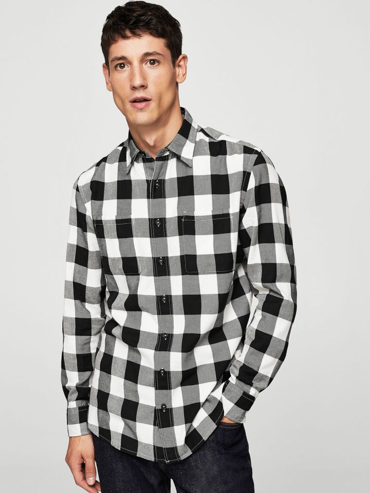 Buy Mango Man Men Black White Regular Fit Checked Casual Shirt Shirts For Men 2268151 Myntra