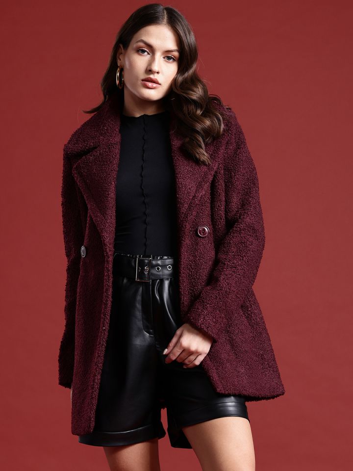 Coat clearance lapel design
