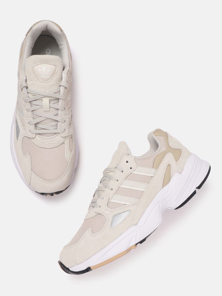Nike falcon women's sale