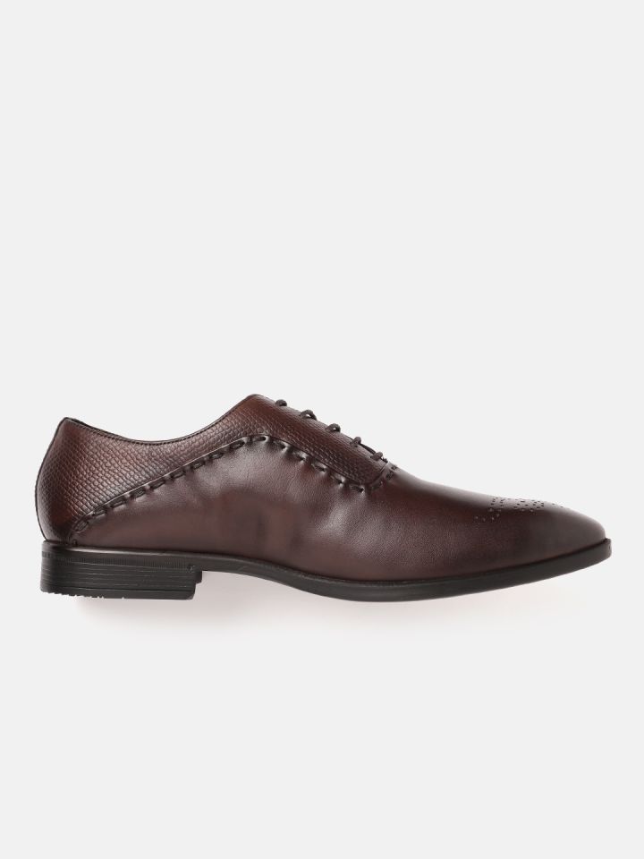 Truworths man formal shoes store