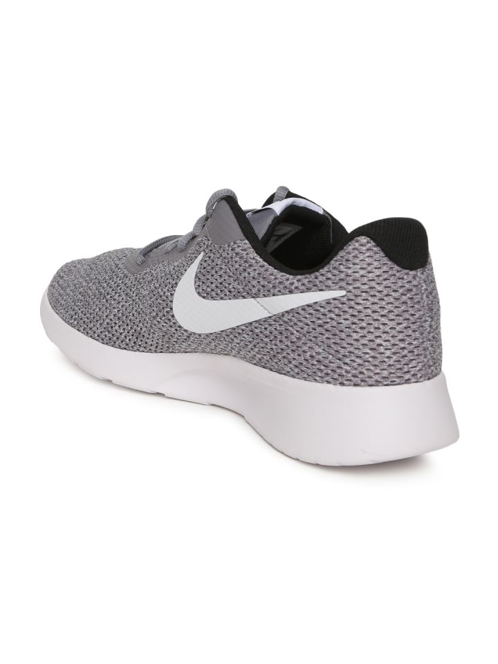 Men's tanjun hotsell se casual sneakers