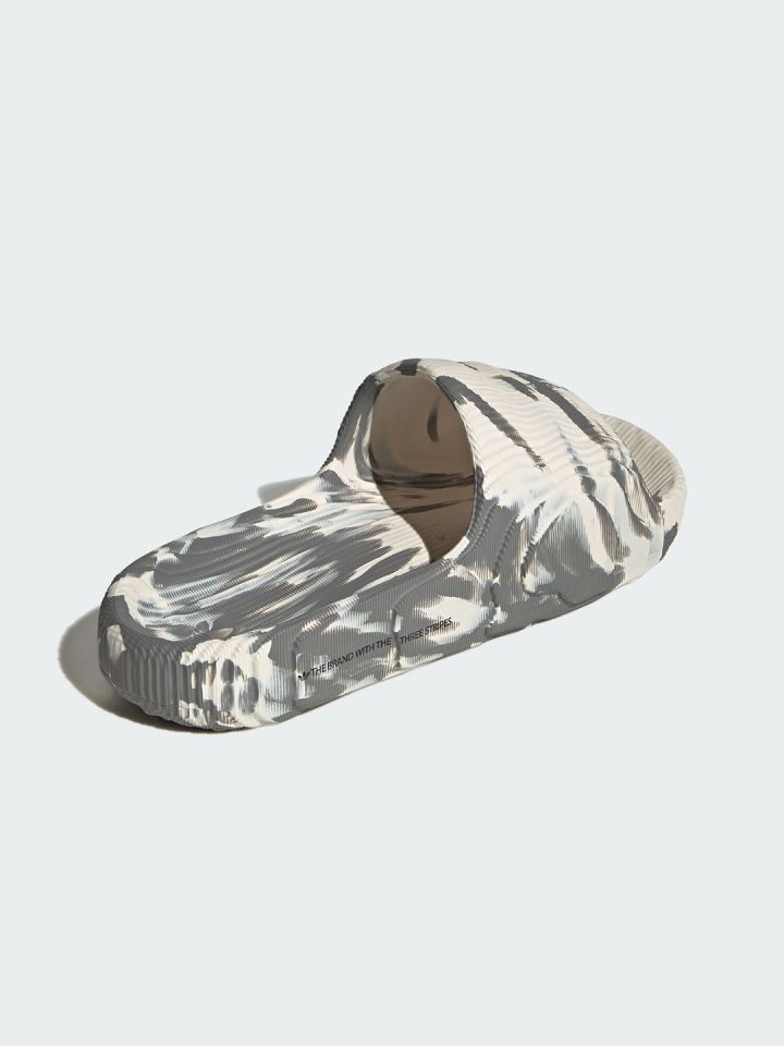 Adidas duramo slide myntra on sale